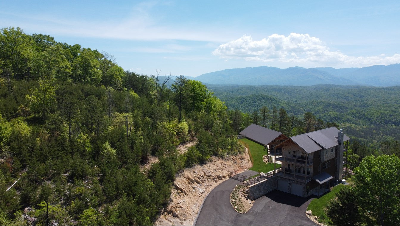 Gorgeous Unobstructed Mountains Views on a 0.9 acre Lot!