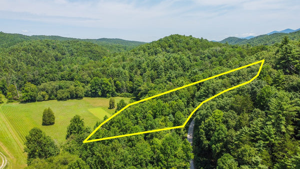 Beautiful large wooded 2.30 Acres lot with privacy and views. Minutes in to Coker Creek