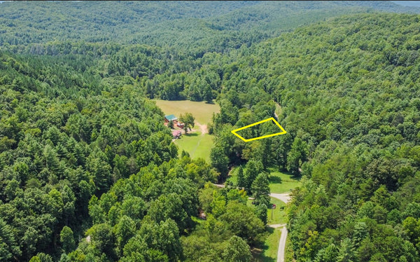 Wooded 1.7 Acres lot with privacy and views. Minutes in to Coker Creek