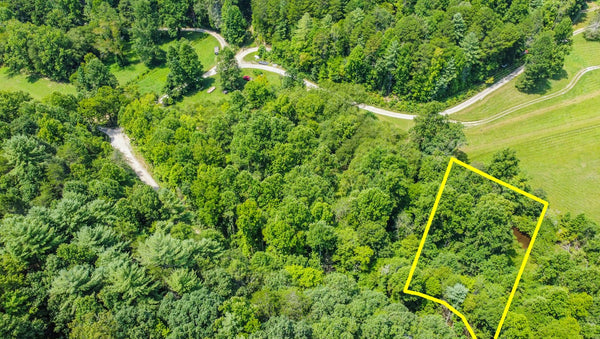 Beautiful large wooded 2.30 Acres lot with privacy and views. Minutes in to Coker Creek